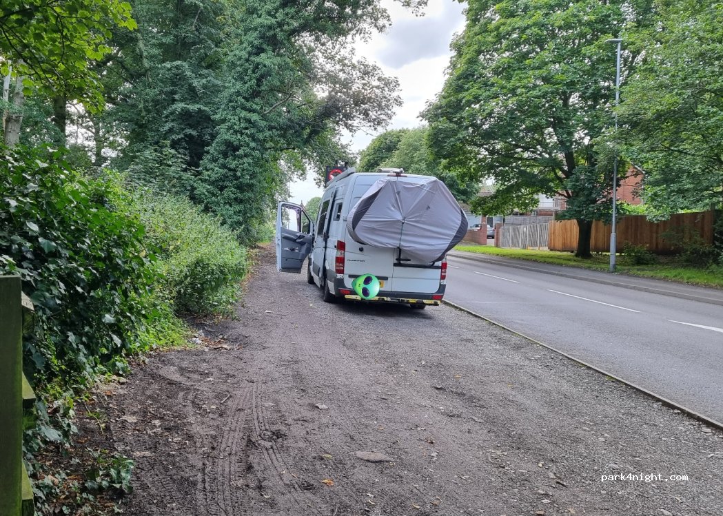 (WV5 0AA) Wombourne - 20 Bridgnorth Road — foto 2