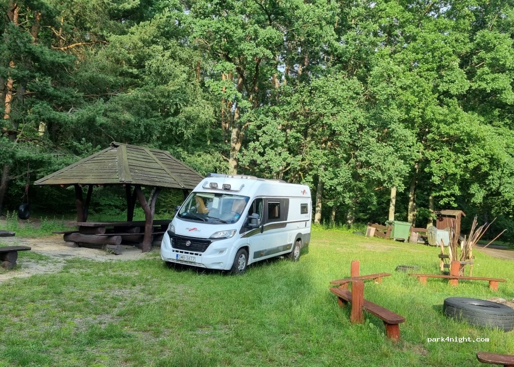 (82) Uśnice - Unnamed Road — foto 2