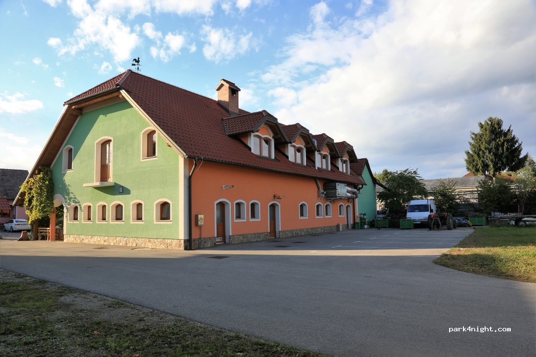 (8250) Brežice - 18 Lenartova pot — foto 2
