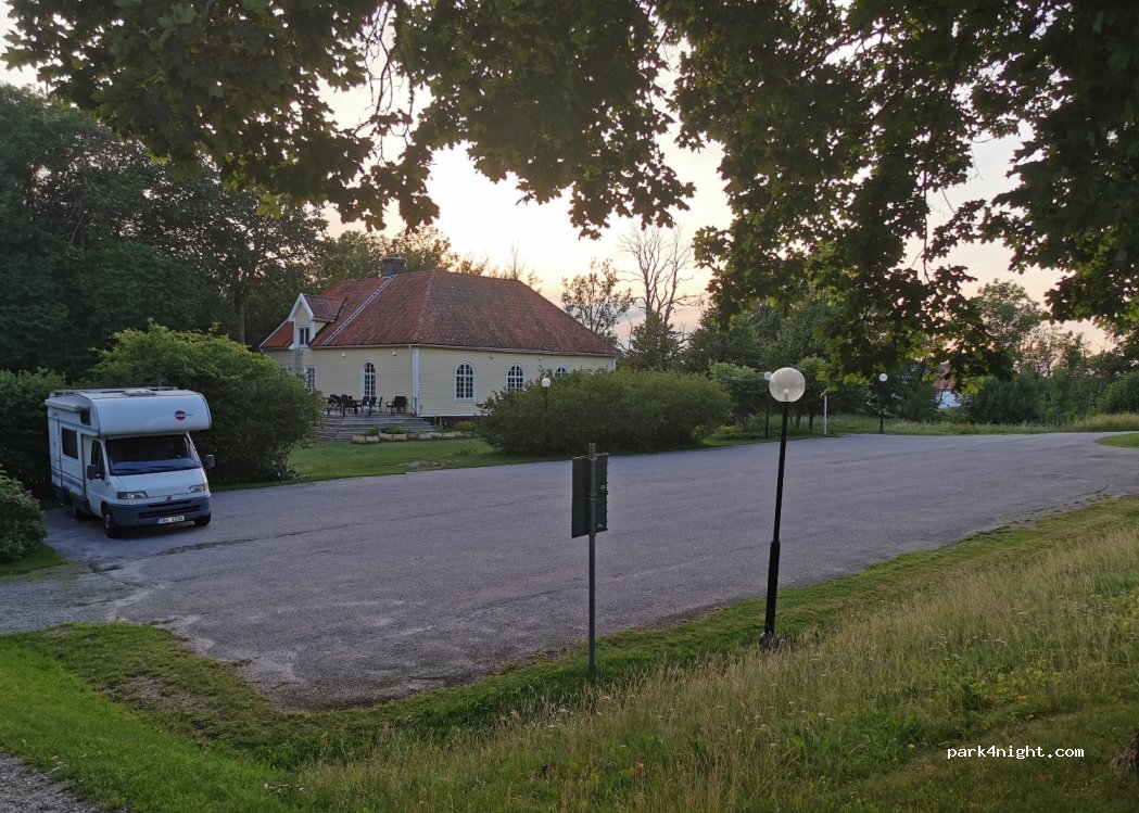 (761 94) Norrtälje - 20 Kungsgårdsvägen — foto 2