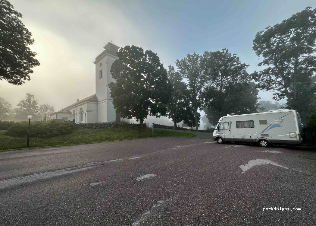 (761 94) Norrtälje - 20 Kungsgårdsvägen — foto 4