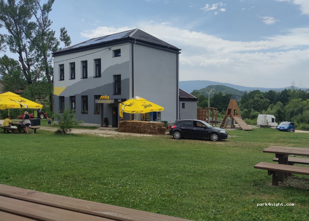 Pecka Visitor Center — foto