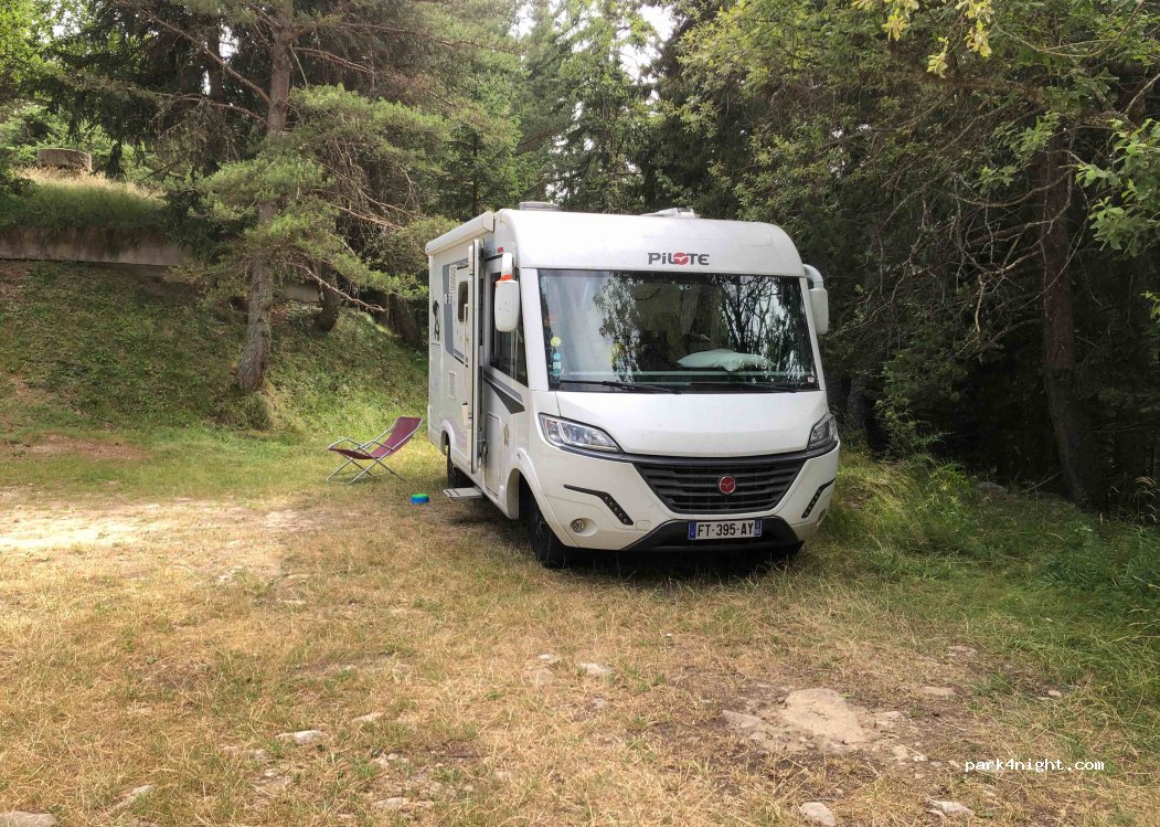 (06440) Lucéram - 358 Boulevard Supérieur — foto