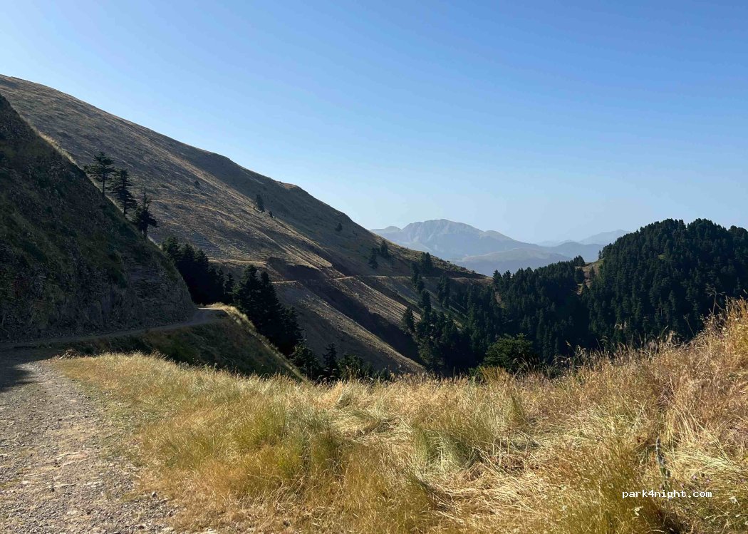 (360 73) Neraida - Unnamed Road — foto