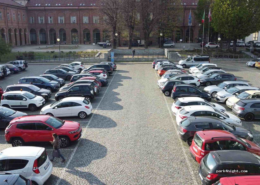 (13900) Biella - 4 Piazza Unità d'Italia — foto