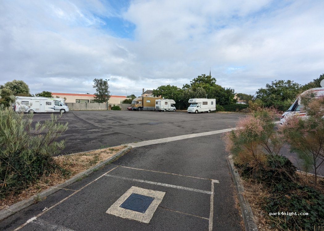 (85340) Les Sables-d'Olonne - 55 Rue Colonel Beltrame — foto 2
