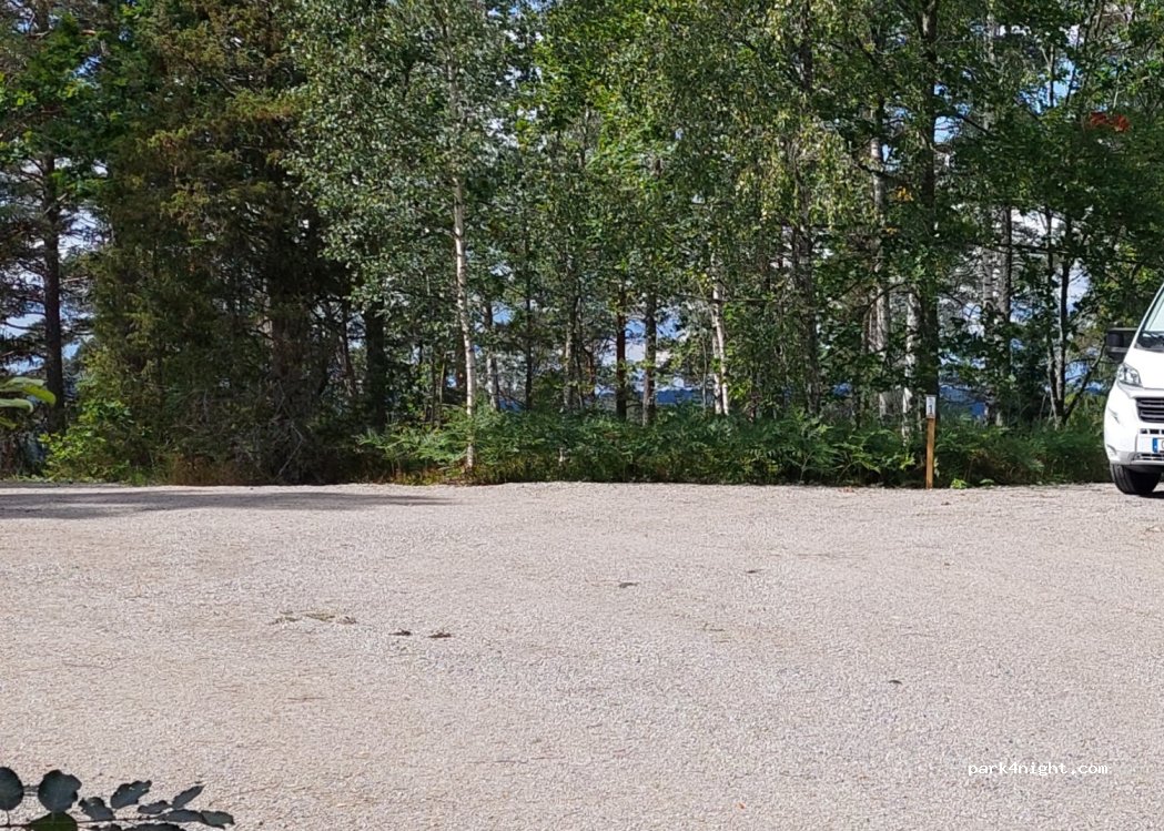 (570 31) Ingatorp - Unnamed Road — foto