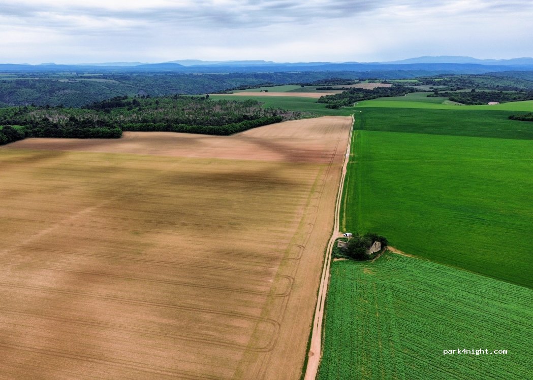 (04500) Allemagne-en-Provence - — foto 3