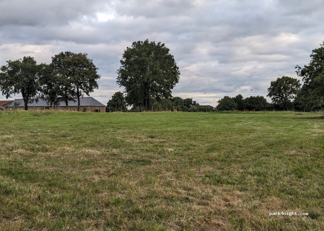 (53290) Saint-Denis-d'Anjou - 1 La Métairie — foto