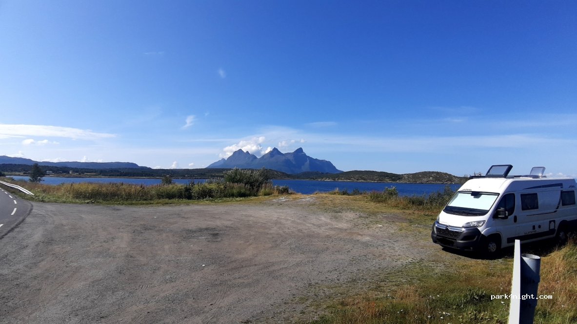 (8297) Hamarøy - Fv7530 — foto