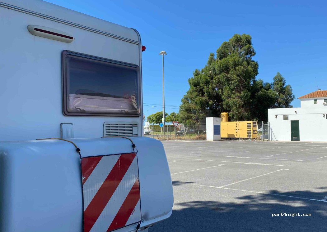 (21400) Ayamonte - Av. de la Constitución — foto 2