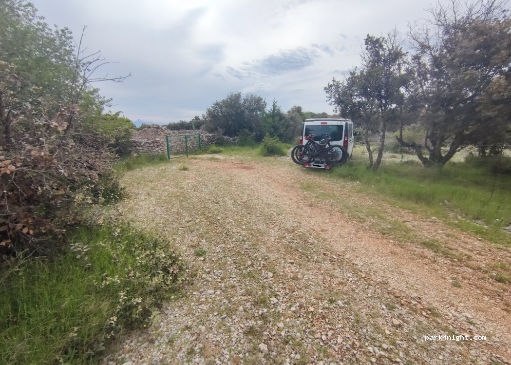 (21420) Gornji Humac - — foto