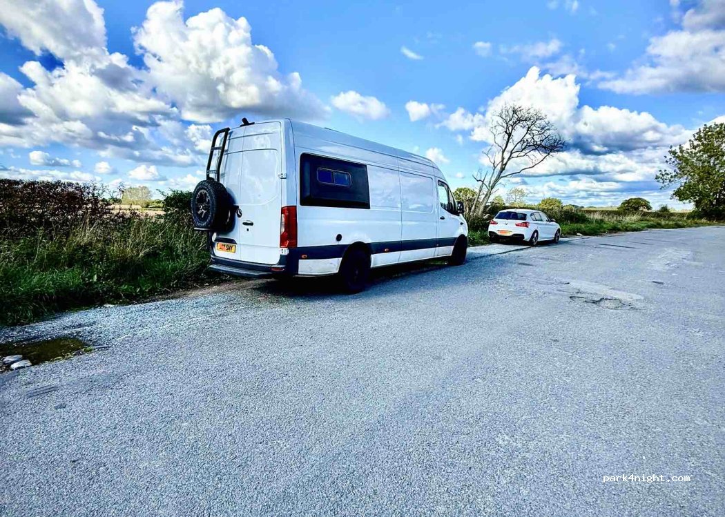 (B78 2AH) Tamworth - A4091 — foto 2