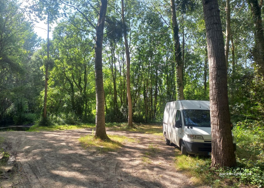 (17470) Nuaillé-sur-Boutonne - — foto 2