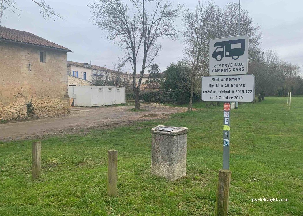 (33240) Cubzac-les-Ponts - 38 Rue du Port — foto 3