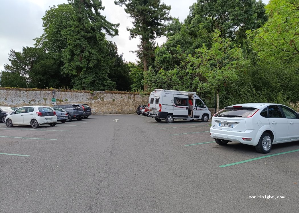 (37190) Azay-le-Rideau - 8 Passage du Petit Soleil — foto