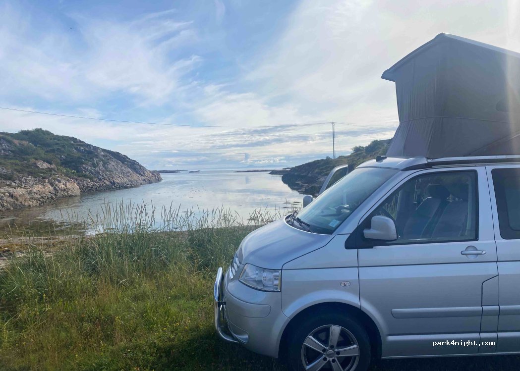 (7270) Dyrvik - 37 Husøyvalveien — foto