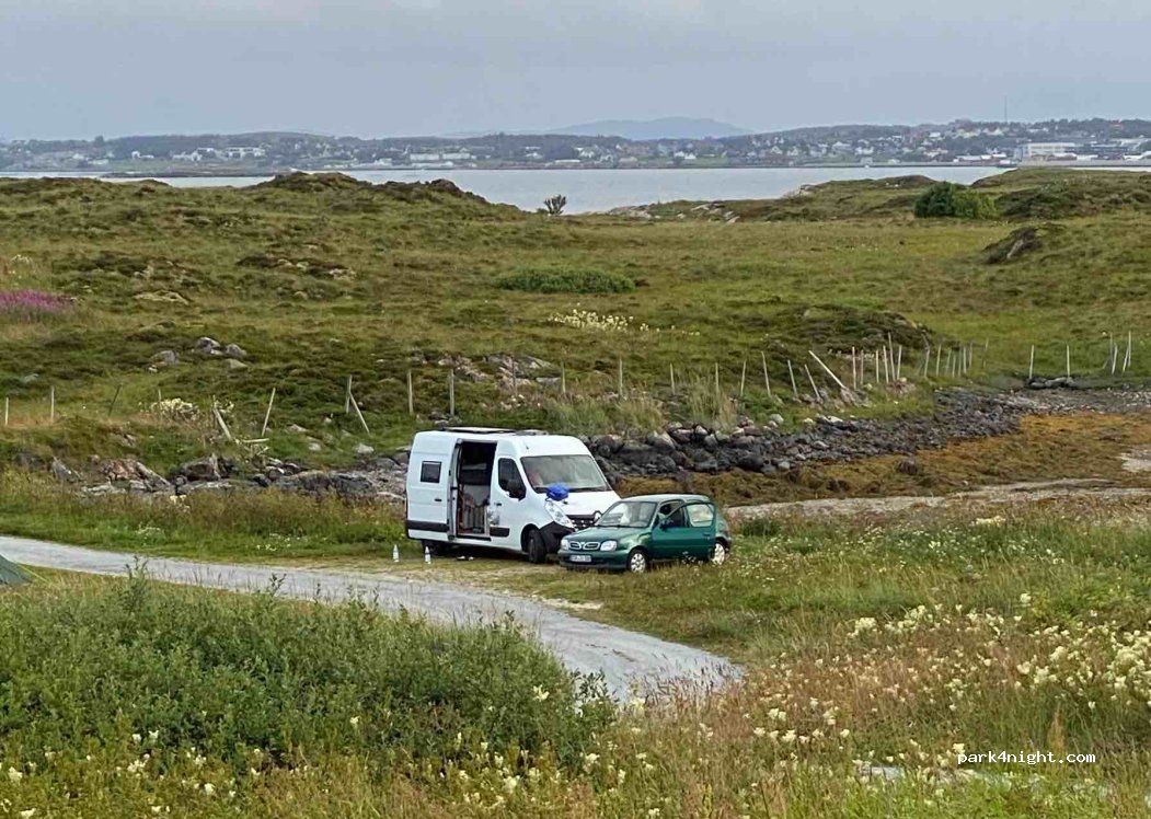 (7270) Dyrvik - 37 Husøyvalveien — foto 2