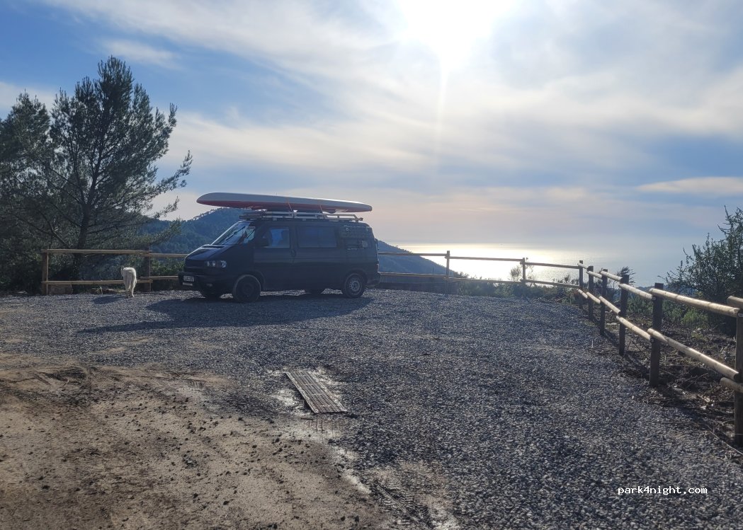 (18012) Seborga - 1 Strada per Negi — foto