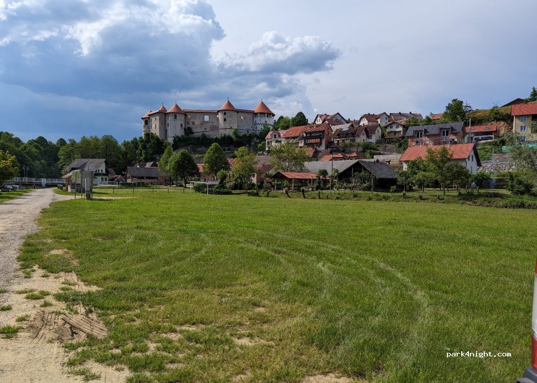 (8360) Žužemberk - 33 Breg — foto