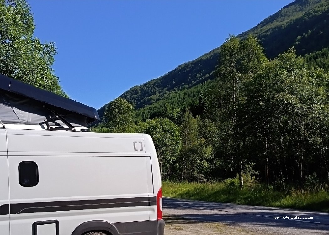 (6884) Øvre Årdal - 567 Fardalsvegen — foto 2