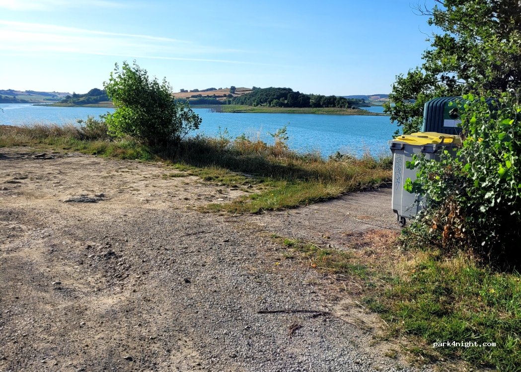 (11410) Gourvieille - 19 L'Estrade — foto