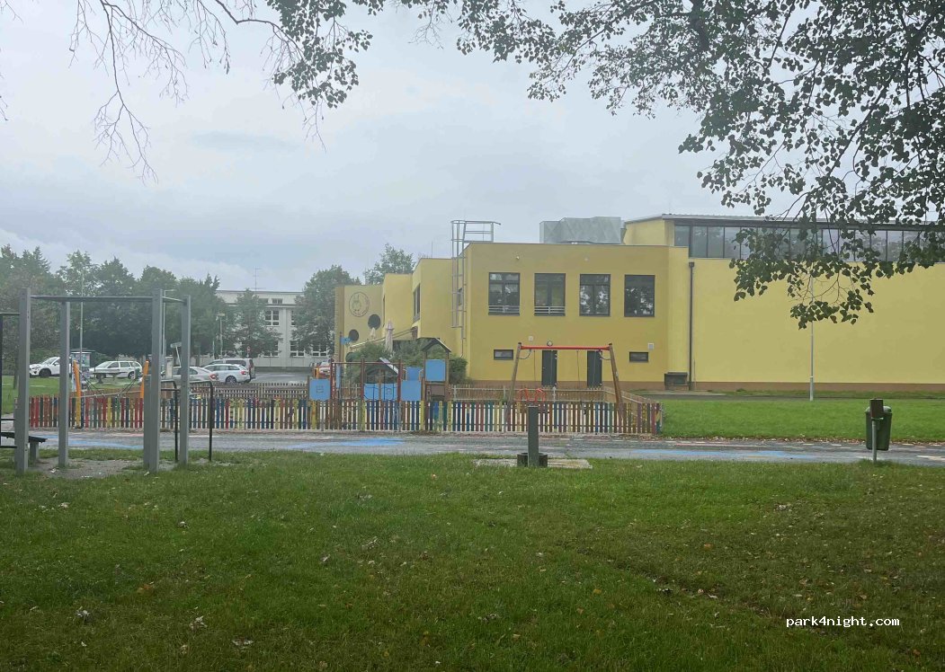 (263 01) Dobříš - 36 Školní — foto