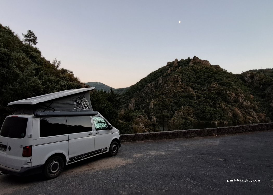 (27460) O Arroxó - Unnamed Road — foto