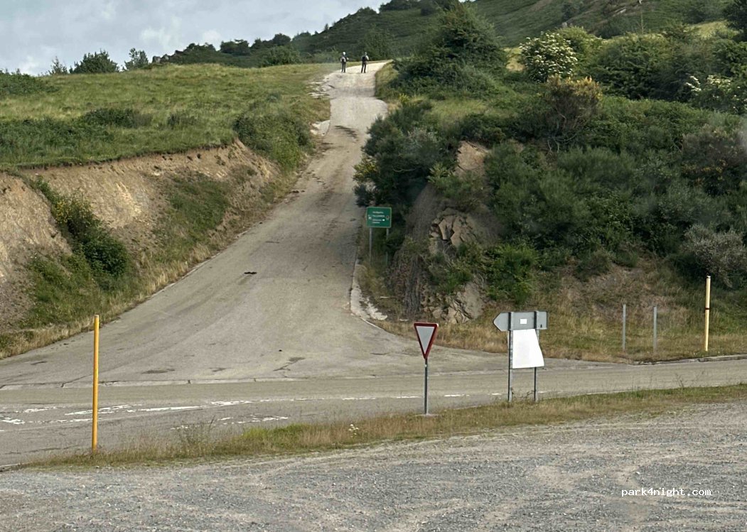 (33117) Llanuces - — foto 2