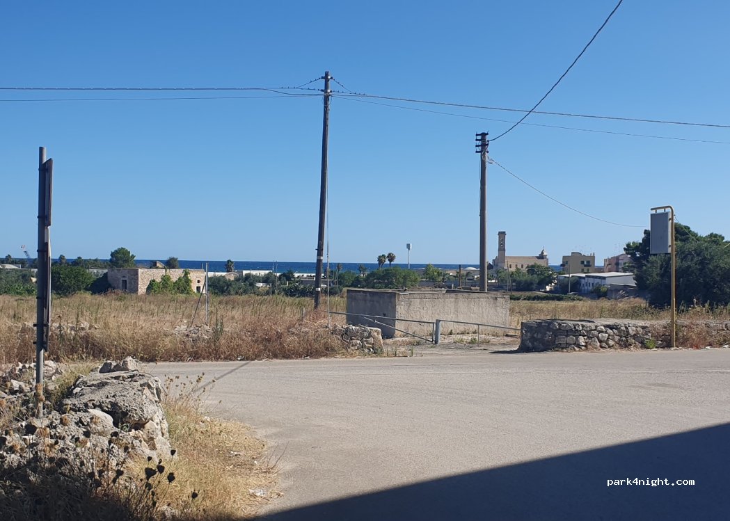 (70056) Molfetta - Via del Cimitero — foto 3