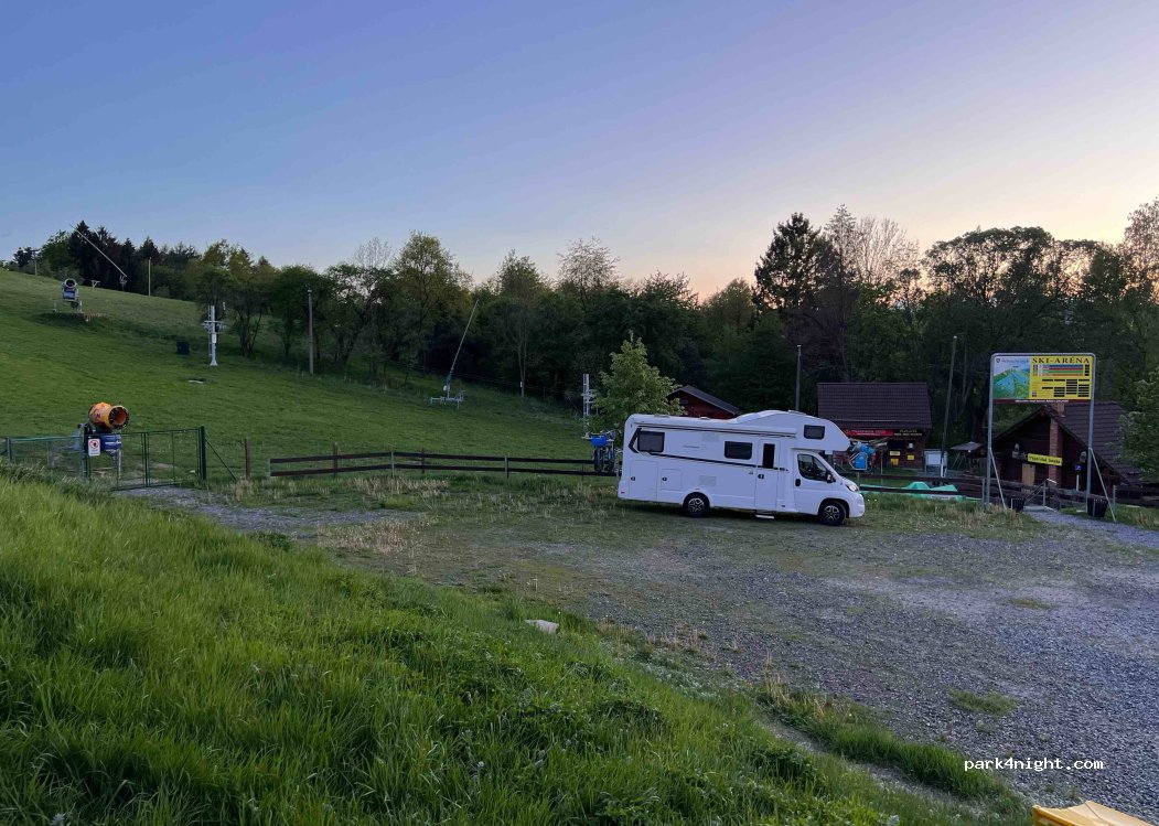 Camp at Šibeniční vrch area — foto 4