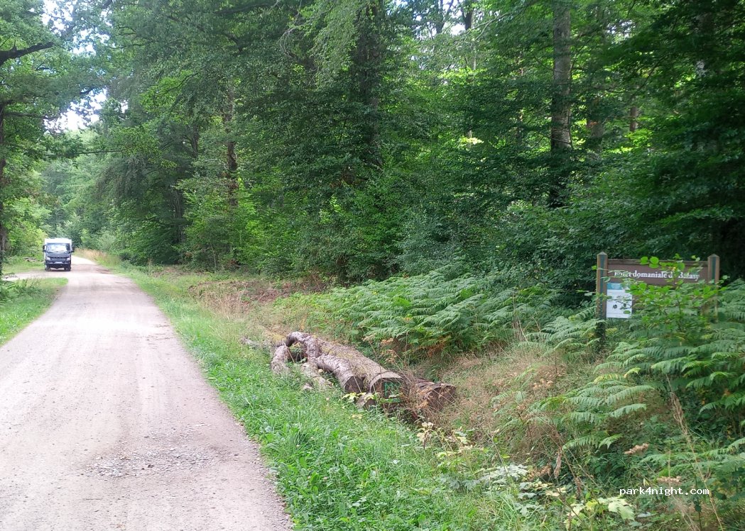 (63700) Ars-les-Favets - — foto