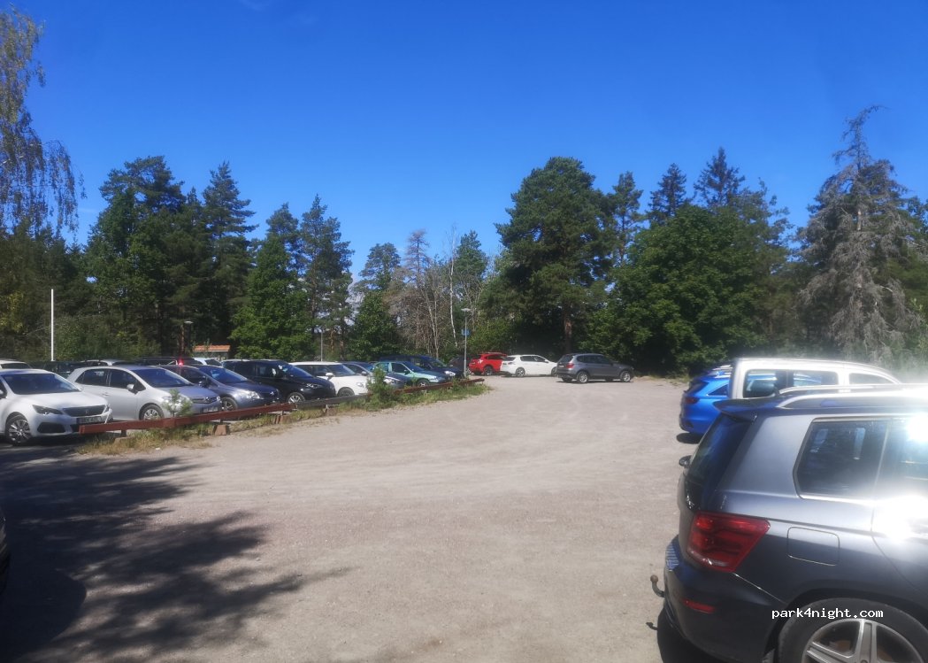 (619 91) Trosa - 3 Folkbildningsvägen — foto