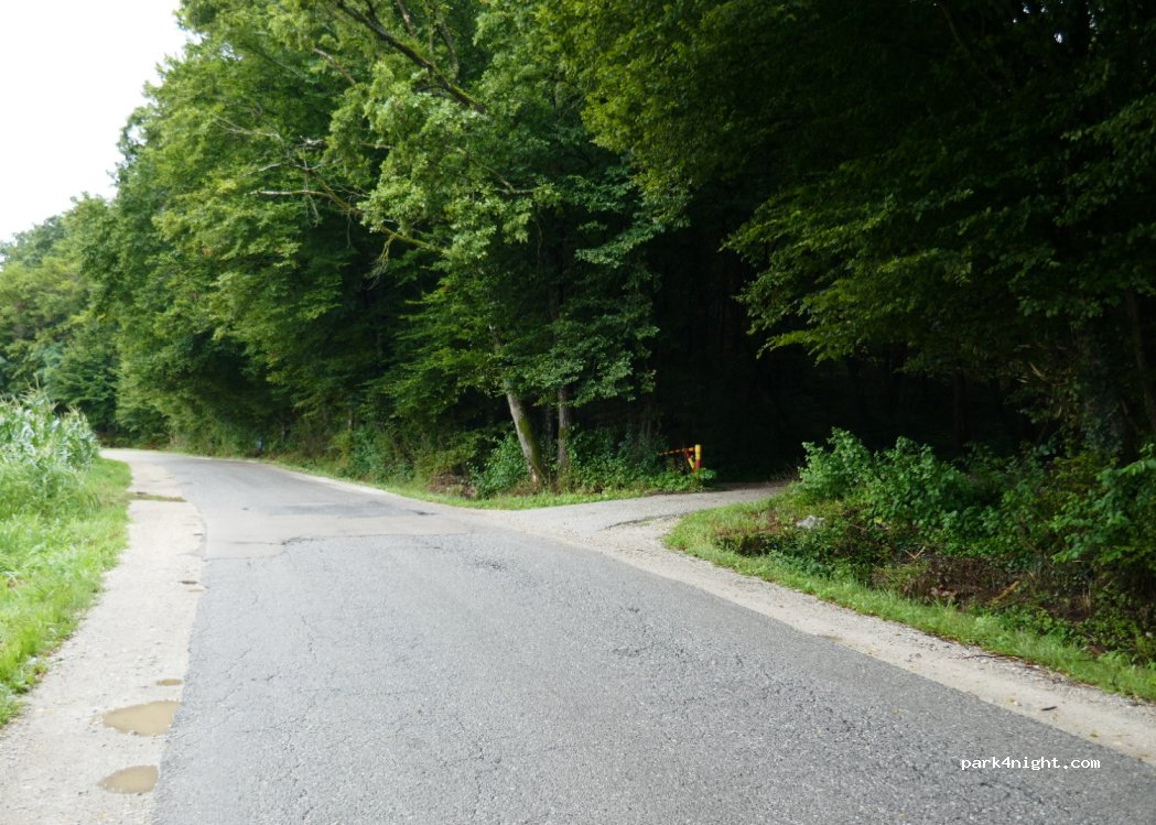 (10431) Mala Gorica - — foto 2