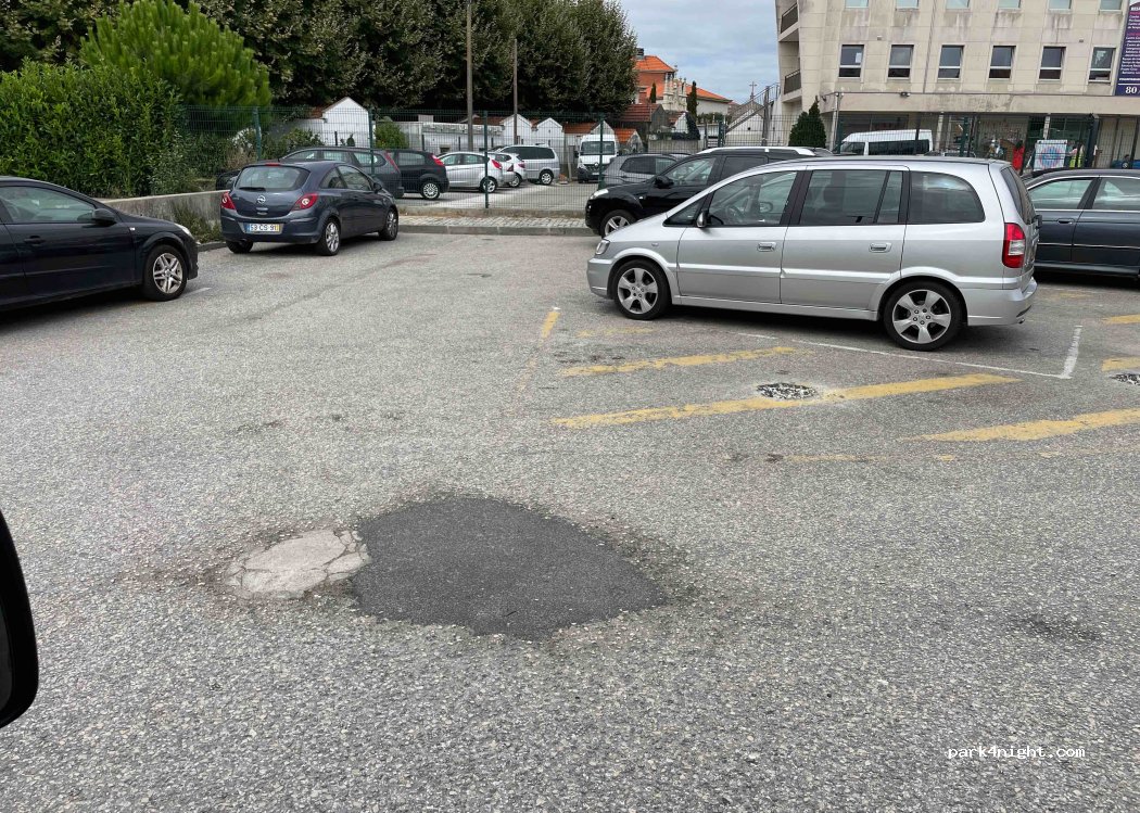 (3810-064) Aveiro - 10 Rua do Batalhão de Caçadores — foto