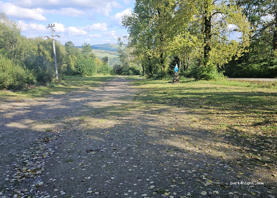(38-450) Nowa Wieś - Unnamed Road — foto