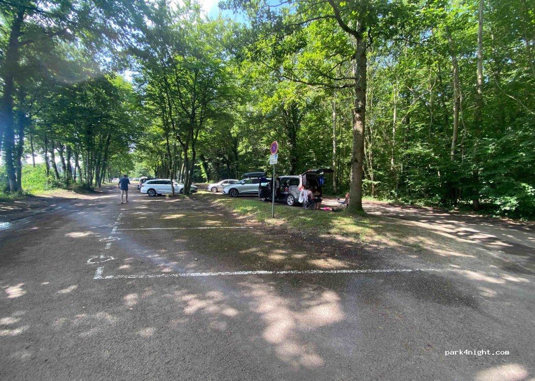 (10270) Lusigny-sur-Barse - D1G — foto