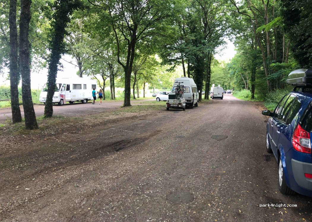 (10270) Lusigny-sur-Barse - D1G — foto 4