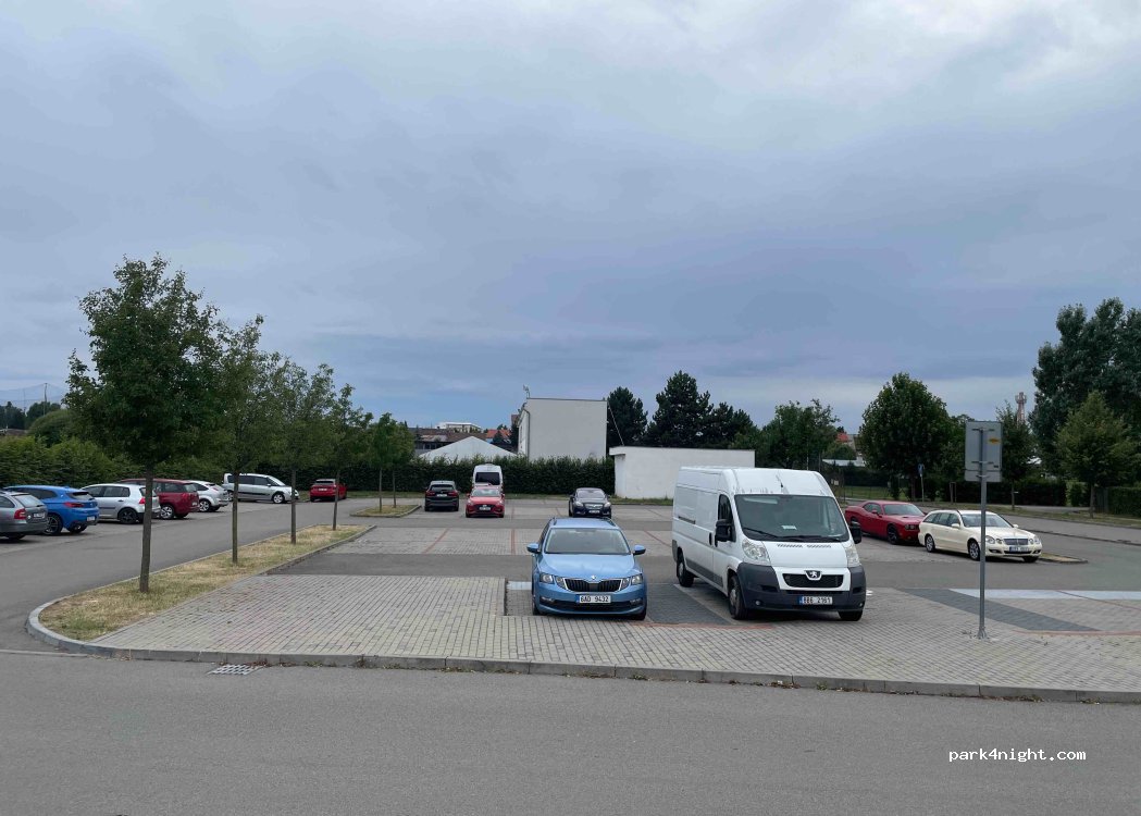(619 00) Brno-jih - 749/13 K Lávce — foto 2