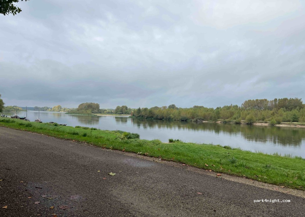 (41500) Saint-Dyé-sur-Loire - 122 Quai de la Loire — foto 4