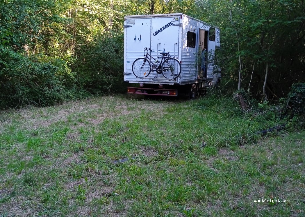 (17250) Saint-Porchaire - — foto