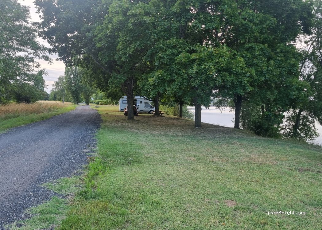 (41220) Saint-Laurent-Nouan - Unnamed Road — foto