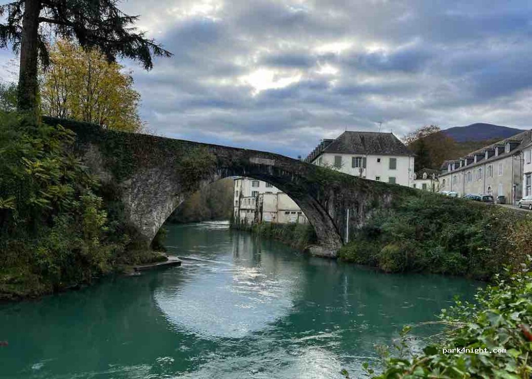 (64800) Lestelle-Bétharram - 13 Avenue de Bétharram — foto 3
