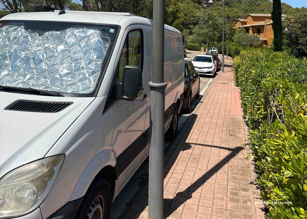 (17211) Llafranc - 14 Carrer d'Amadeu Vives — foto