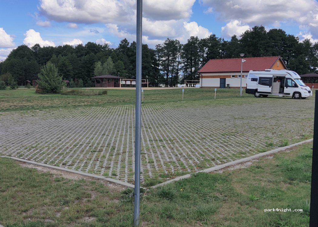 (11-400) Czerniki - — foto 2