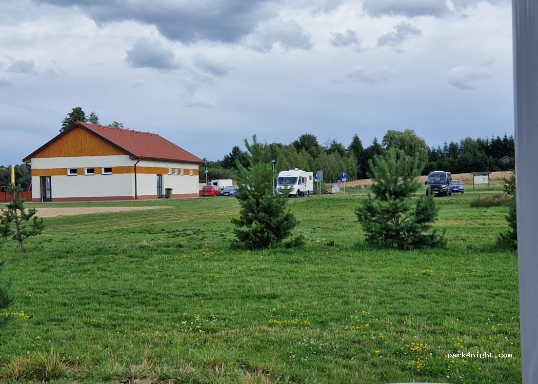 (11-400) Czerniki - — foto 3