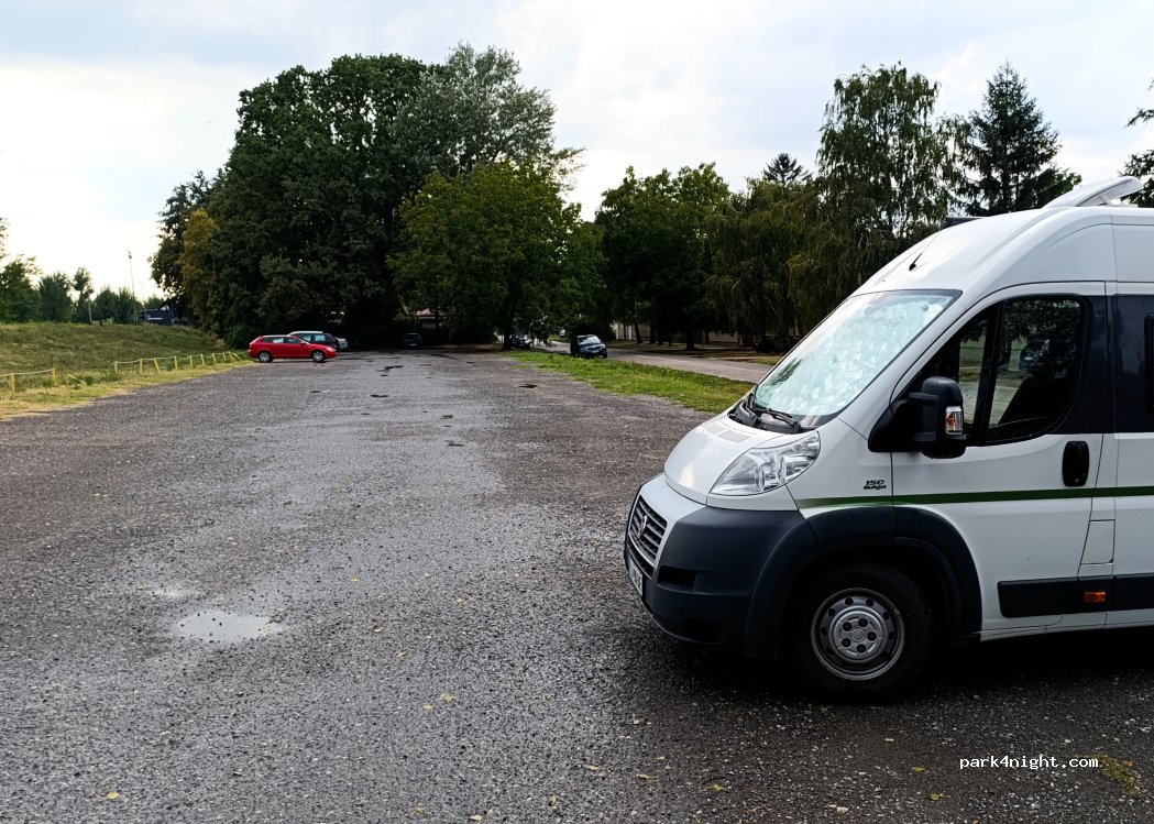 (321022) Sremska Mitrovica - 17 Stevana Sremca — foto 3
