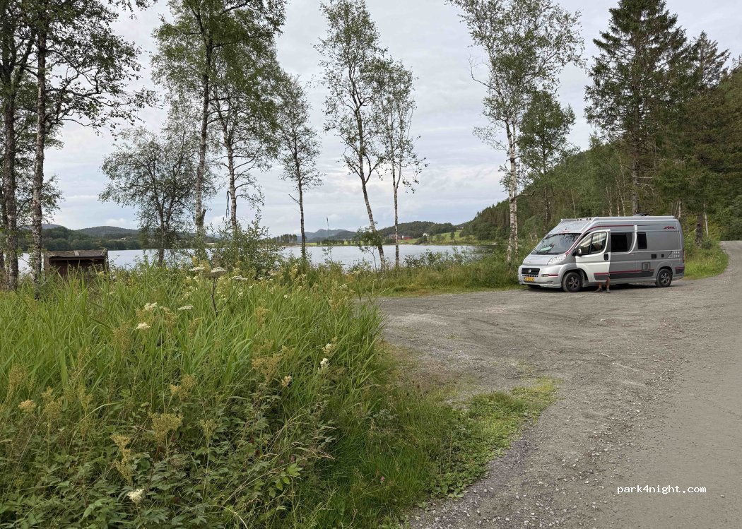 () Strand i Namdalen - Unnamed Road — foto 3