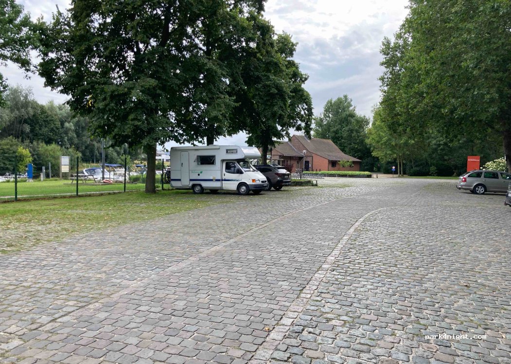(9800) Deinze - 13 Lucien Matthyslaan — foto 2