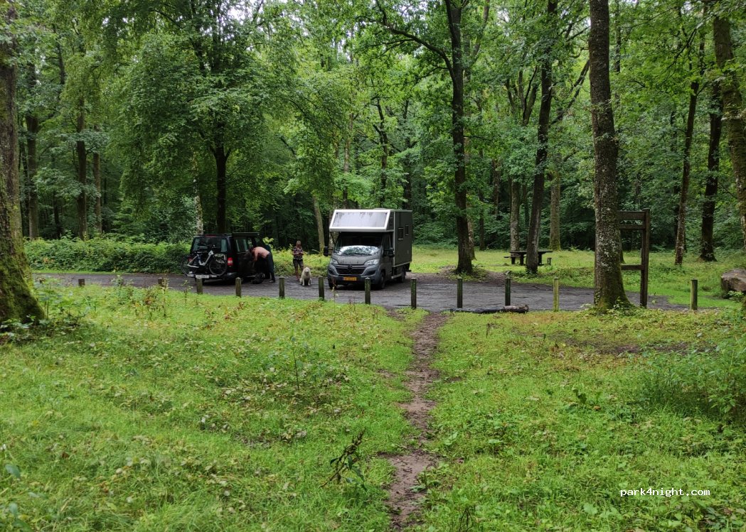 (02830) Saint-Michel - Unnamed road — foto
